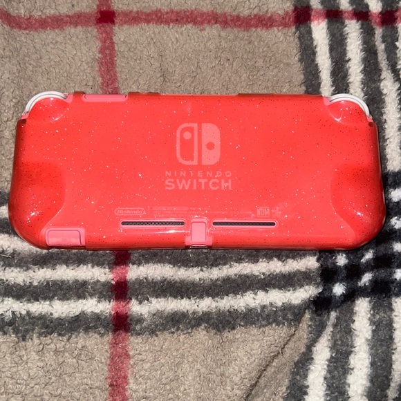 💕Pink Nintendo Switch Lite w/ accessories🌸💓 - Picture 2 of 10